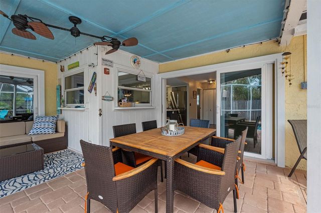 13440 RUSTIC PINES BOULEVARD S, Seminole, FL 33776