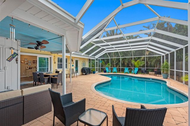 13440 RUSTIC PINES BOULEVARD S, Seminole, FL 33776