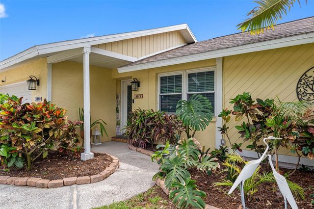13440 RUSTIC PINES BOULEVARD S, Seminole, FL 33776