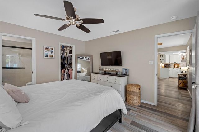 13440 RUSTIC PINES BOULEVARD S, Seminole, FL 33776