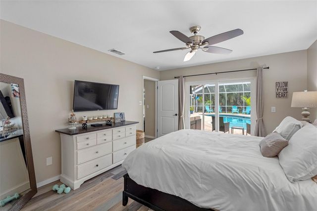 13440 RUSTIC PINES BOULEVARD S, Seminole, FL 33776