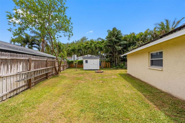 13440 RUSTIC PINES BOULEVARD S, Seminole, FL 33776