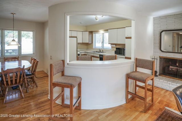 1455 Mercer Drive, Okemos, MI 48864