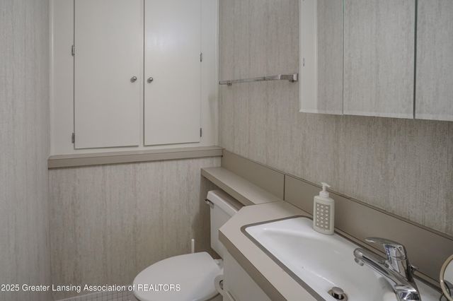 1455 Mercer Drive, Okemos, MI 48864