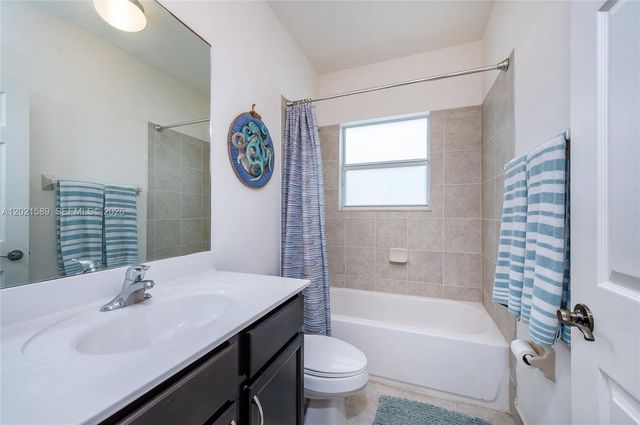 2343 SE 16th Pl, Homestead, FL 33035
