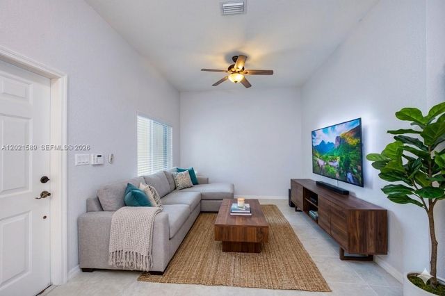 2343 SE 16th Pl, Homestead, FL 33035