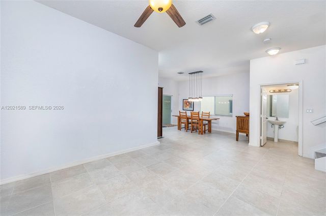 2343 SE 16th Pl, Homestead, FL 33035