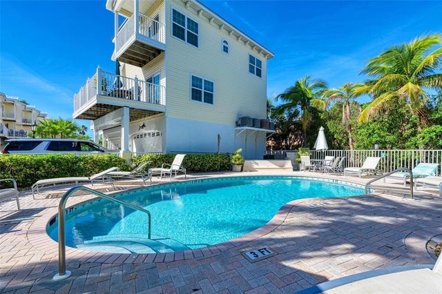 1469 GULF DRIVE N, Bradenton Beach, FL 34217