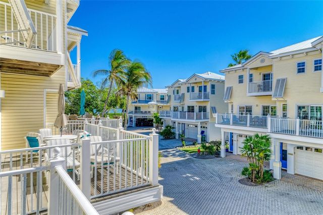 1469 GULF DRIVE N, Bradenton Beach, FL 34217