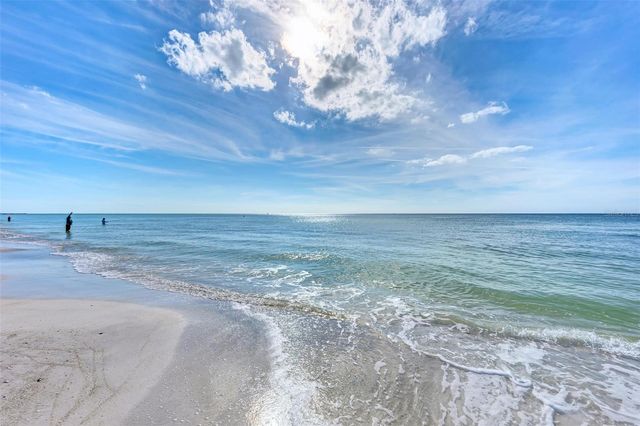 1469 GULF DRIVE N, Bradenton Beach, FL 34217