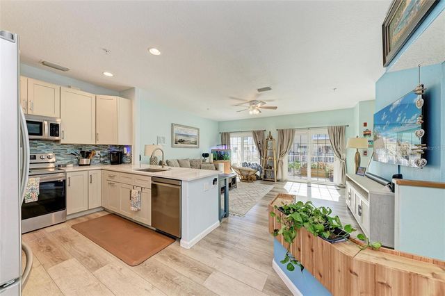 1469 GULF DRIVE N, Bradenton Beach, FL 34217