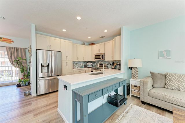 1469 GULF DRIVE N, Bradenton Beach, FL 34217