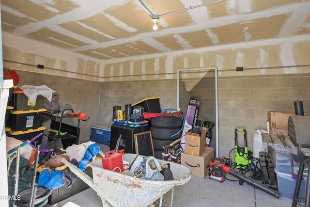 1716 Maurice Avenue, Bakersfield, CA 93304