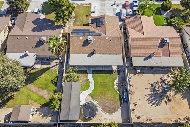 1716 Maurice Avenue, Bakersfield, CA 93304