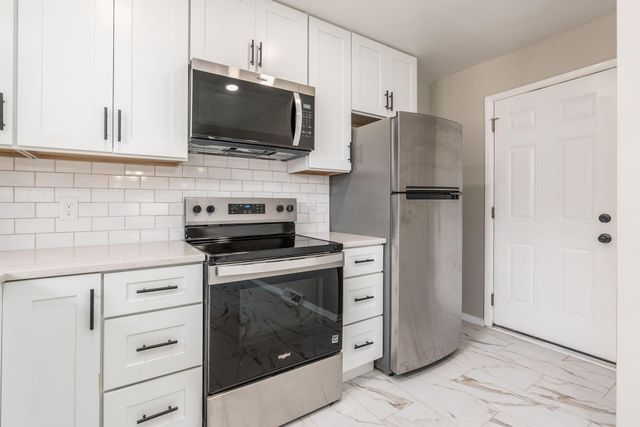 1340 Bronwyn Avenue, Columbus, OH 43204