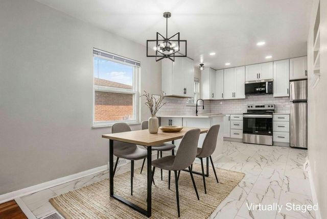 1340 Bronwyn Avenue, Columbus, OH 43204