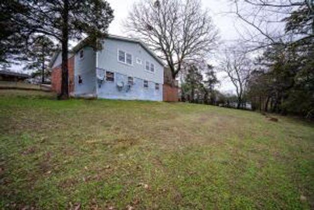 207 W 23rd Street, Russellville, AR 72801
