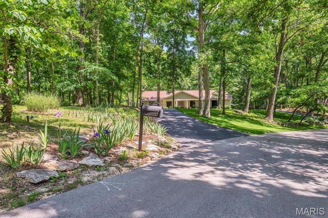 18347 Woodland Meadows Drive, Wildwood, MO 63038