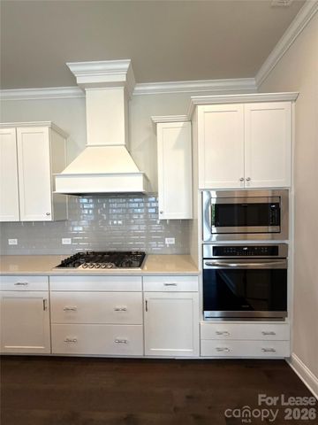 11218 Cobb Creek Court, Charlotte, NC 28277