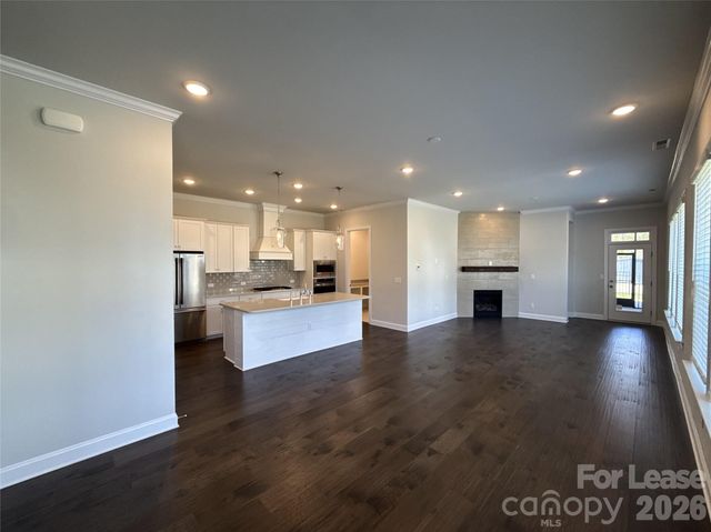 11218 Cobb Creek Court, Charlotte, NC 28277