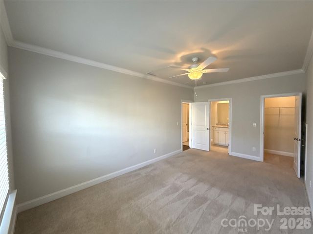 11218 Cobb Creek Court, Charlotte, NC 28277