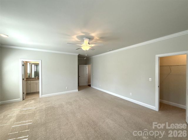 11218 Cobb Creek Court, Charlotte, NC 28277