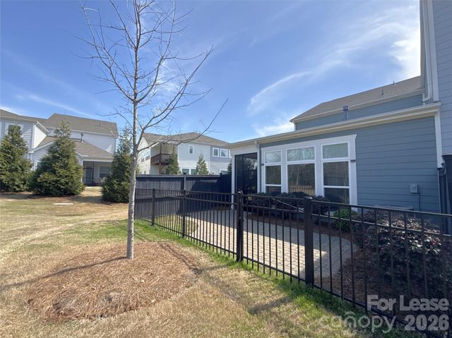 11218 Cobb Creek Court, Charlotte, NC 28277