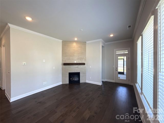 11218 Cobb Creek Court, Charlotte, NC 28277