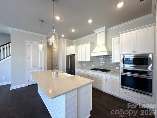 11218 Cobb Creek Court, Charlotte, NC 28277