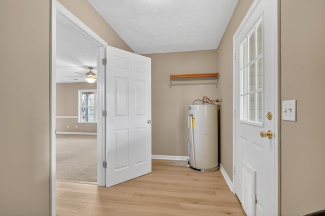 4721 Highway 52, E, Lafayette, TN 37083