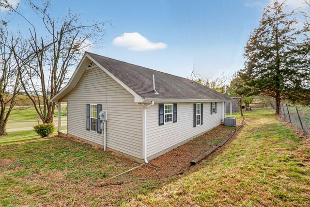 4721 Highway 52, E, Lafayette, TN 37083
