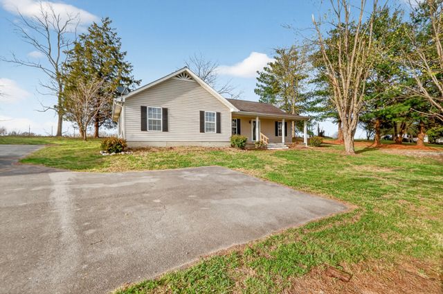 4721 Highway 52, E, Lafayette, TN 37083