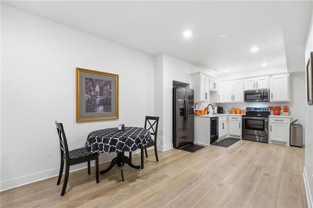 9702 NW 75th Street, Weatherby Lake, MO 64152