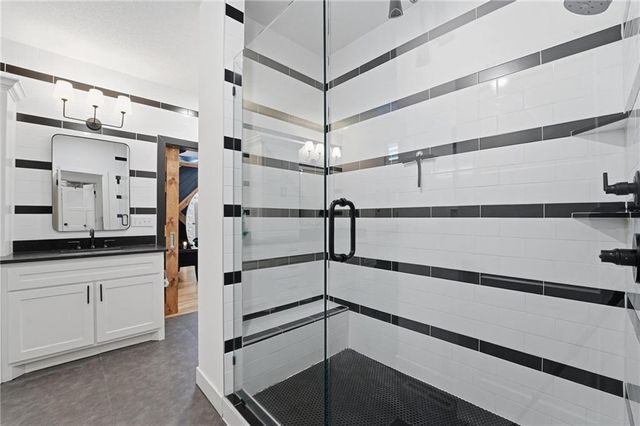 9702 NW 75th Street, Weatherby Lake, MO 64152