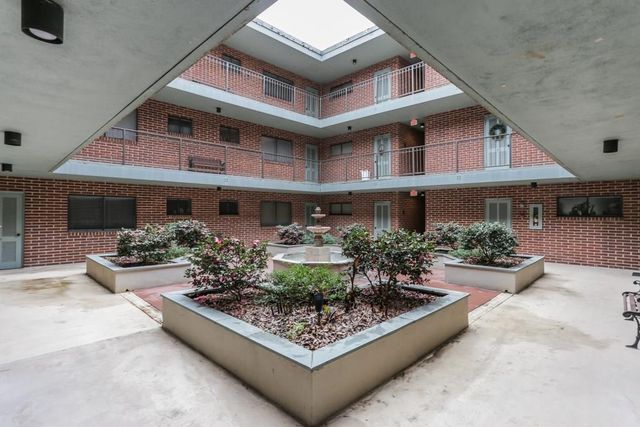 91 Rumson Road A-17, Atlanta, GA 30305