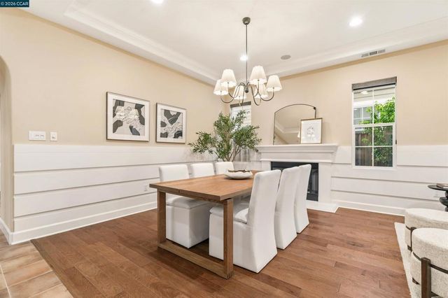 5325 Pembroke Way, San Ramon, CA 94582