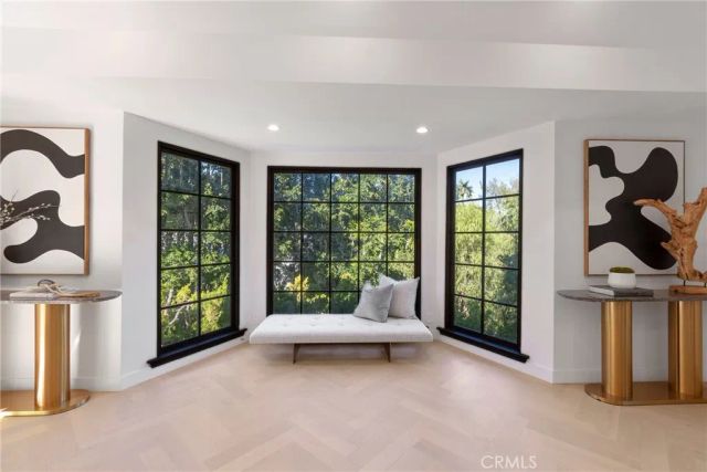 4437 Balboa, Encino, CA 91316