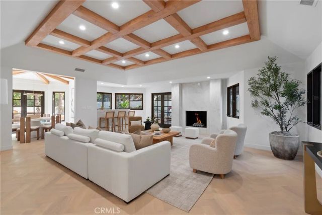 4437 Balboa, Encino, CA 91316