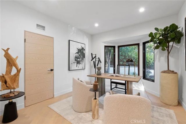 4437 Balboa, Encino, CA 91316