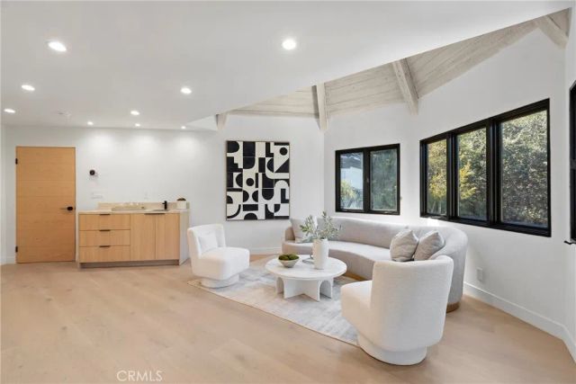 4437 Balboa, Encino, CA 91316