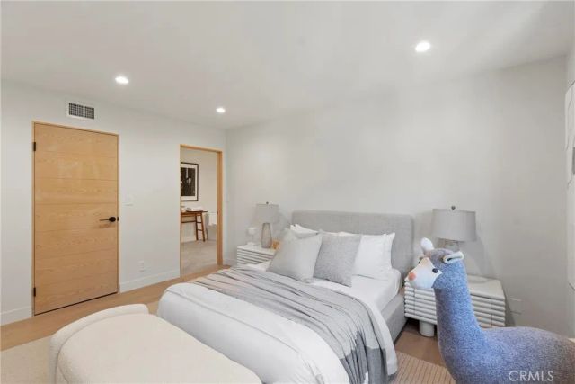 4437 Balboa, Encino, CA 91316