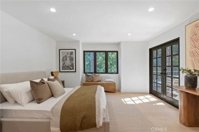 4437 Balboa, Encino, CA 91316