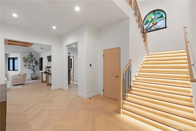 4437 Balboa, Encino, CA 91316