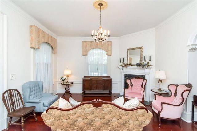 1323 Dauphin Street, Mobile, AL 36604