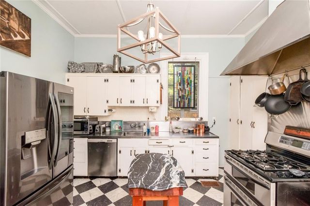 1323 Dauphin Street, Mobile, AL 36604