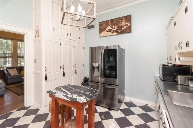 1323 Dauphin Street, Mobile, AL 36604