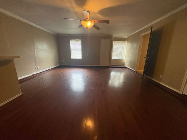 320 W Williams Street, Cedar Hill, TX 75104