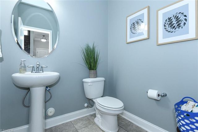 1106 Magenta Way, Kernersville, NC 27284