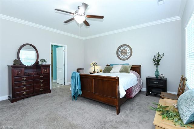 1106 Magenta Way, Kernersville, NC 27284