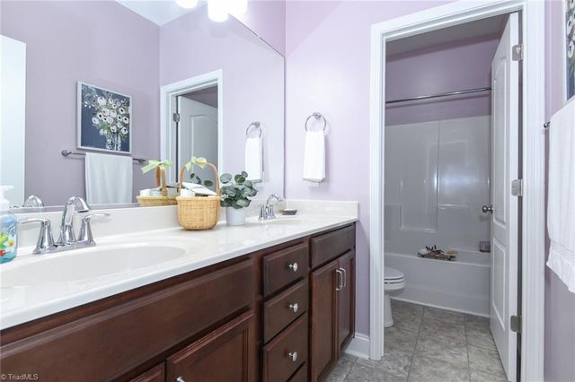 1106 Magenta Way, Kernersville, NC 27284